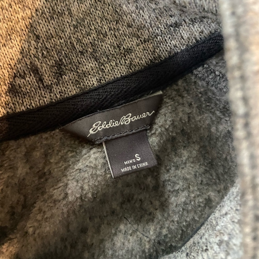 Eddie Bauer Zip up fleece. Unisex size S. Great condition - Picture 2 of 4